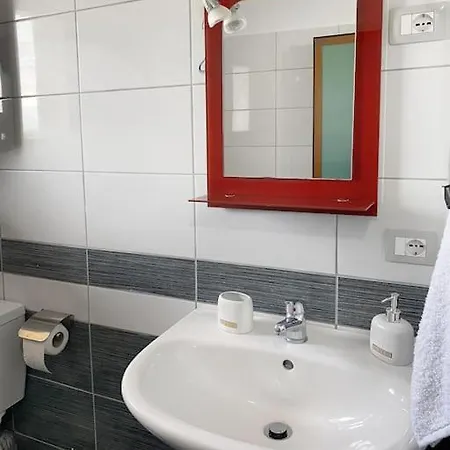 Boem Apartment Lezhe